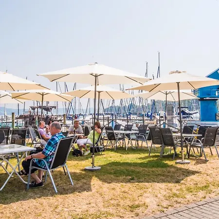 Am Yachthafen Hotel 3*