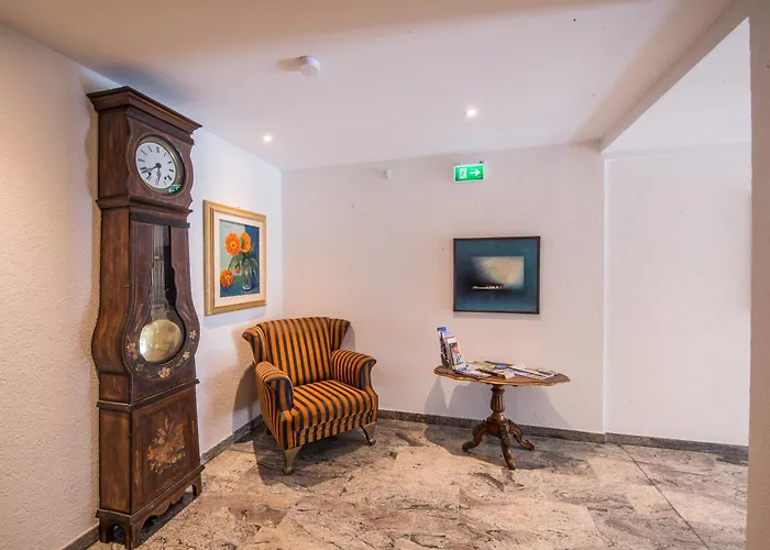 Hotel Am Yachthafen 3*